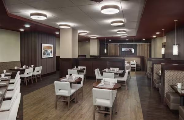 DoubleTree by Hilton Silver Spring Washington DC North