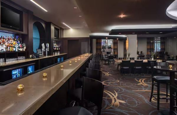 DoubleTree by Hilton Silver Spring Washington DC North