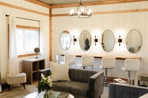 Wedding Barn/Bridal Suite