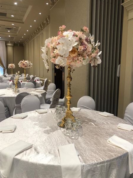 Divya Sutra Plaza and Conference Centre Calgary Airport