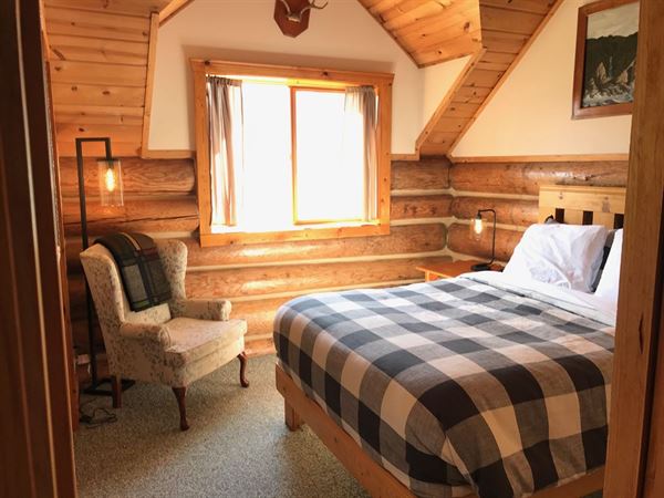 The Wallace Falls Lodge