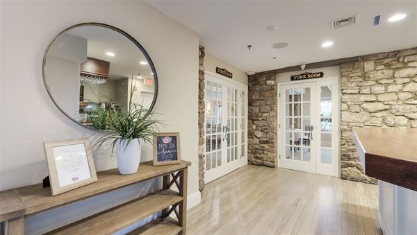 Mike's York Road Tavern