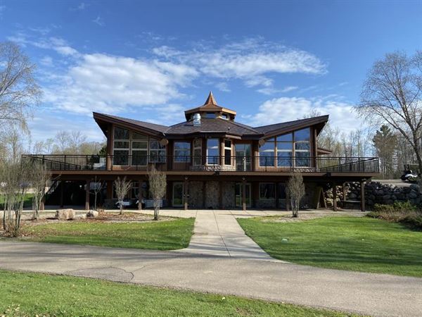 Pine Hills Golf And Supper Club