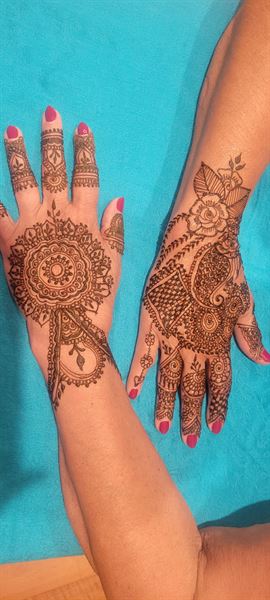 Henna Body Art