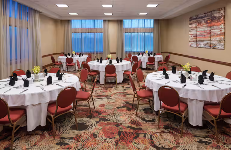 Embassy Suites St. Louis-St. Charles Hotel