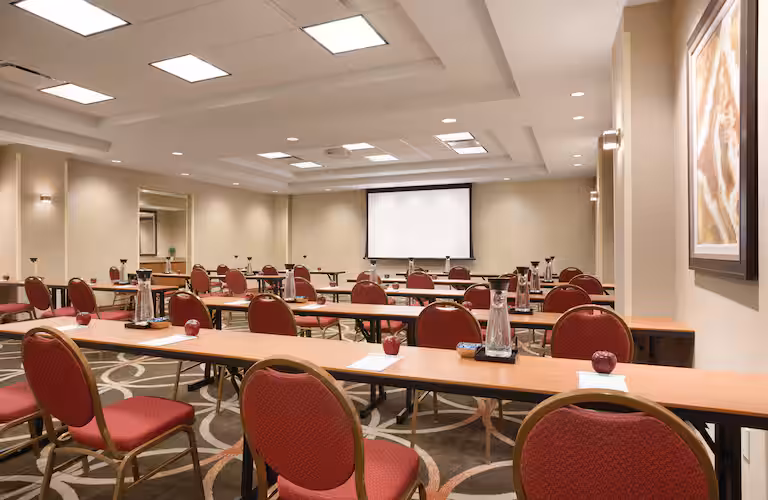 Embassy Suites St. Louis-St. Charles Hotel