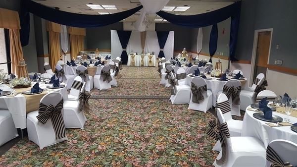 Maingate Lakeside Resort