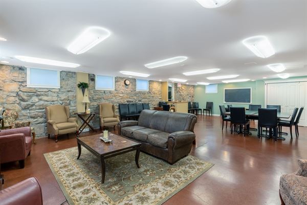 Faculty Lounge at The School House B&B