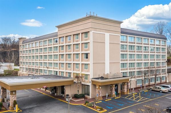 Mitchell Executive Hotels
