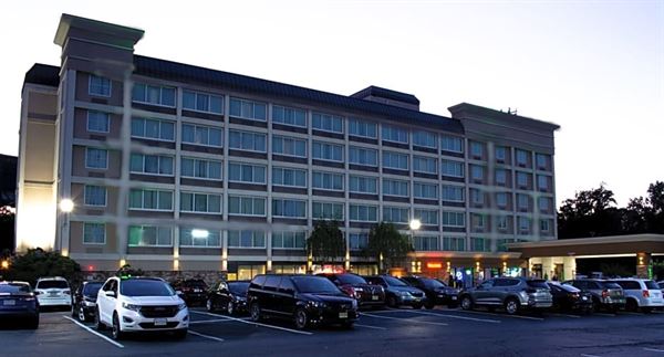 Mitchell Executive Hotels