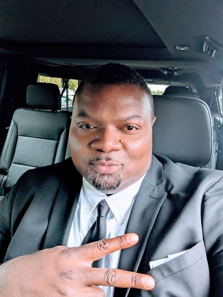 Grizzly Rides Limousine & Transportation LLC