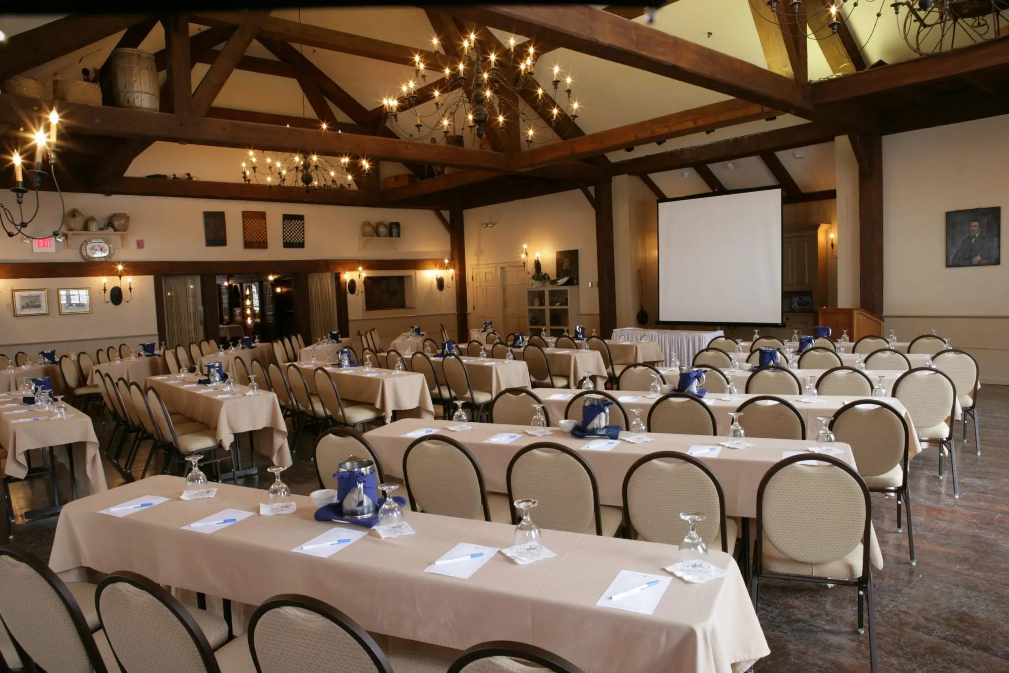 Publick House Historic Inn