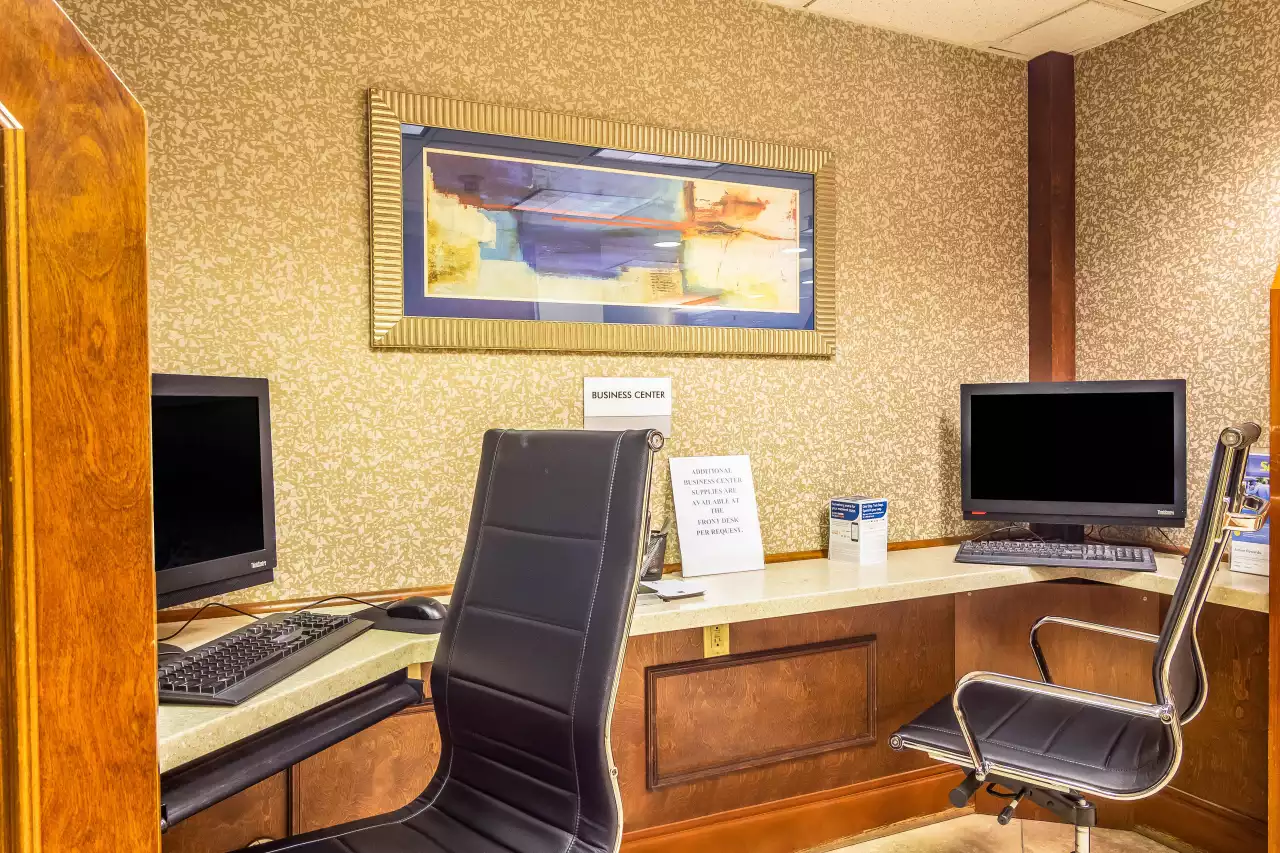 Clarion Inn Pittsburgh-Cranberry