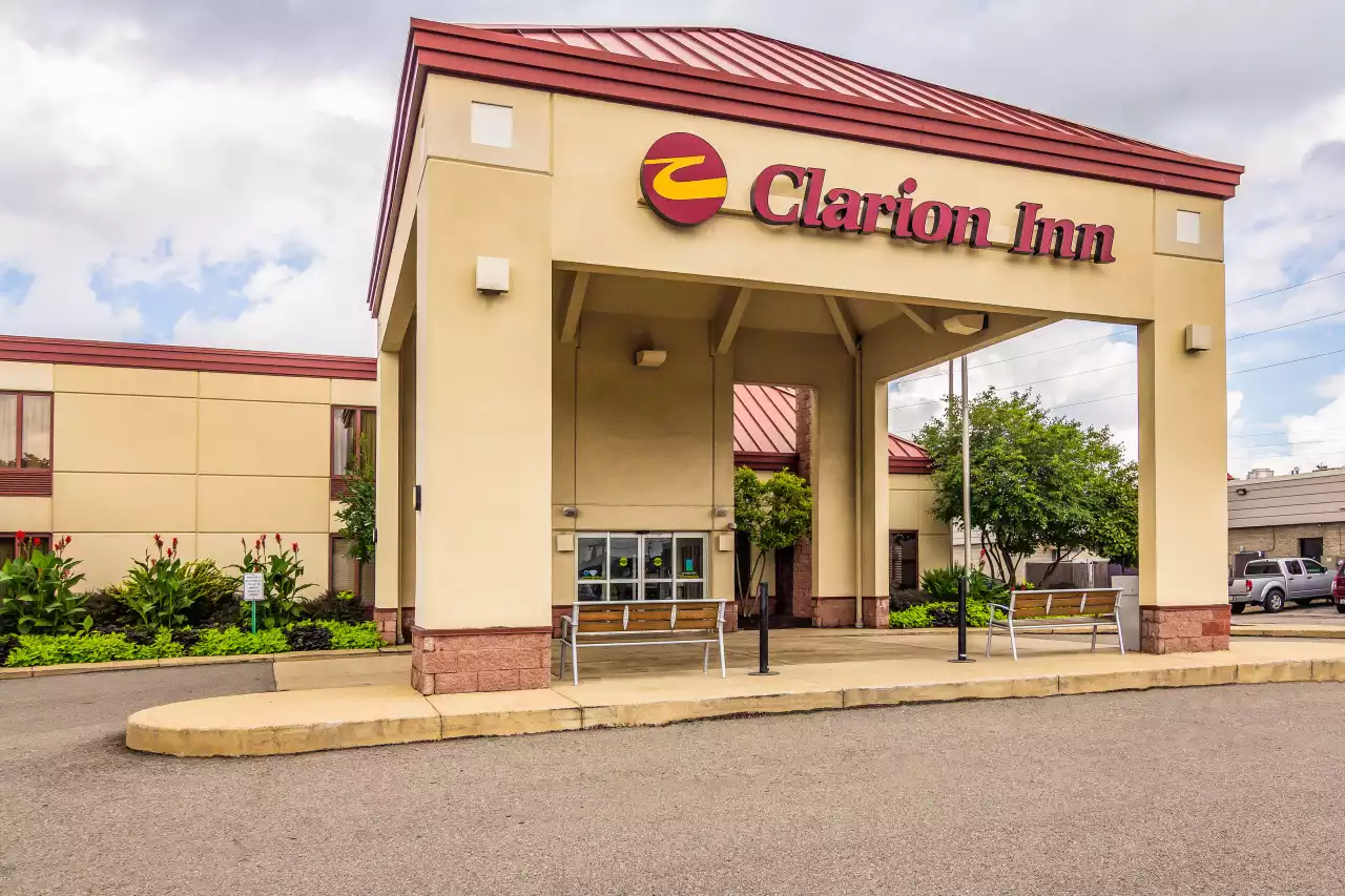 Clarion Inn Pittsburgh-Cranberry