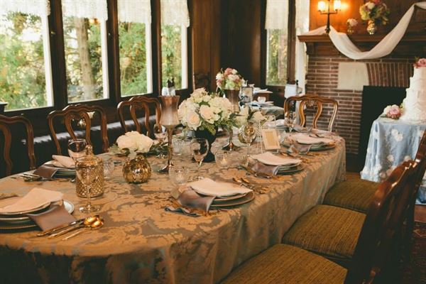 Black Swan Inn Bed and Breakfast