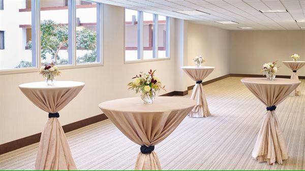 Four Points by Sheraton Bellingham Hotel & Conference Center