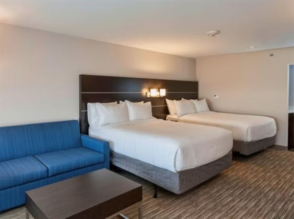 Holiday Inn Express Dodge City