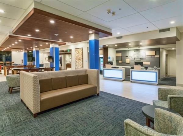 Holiday Inn Express Dodge City