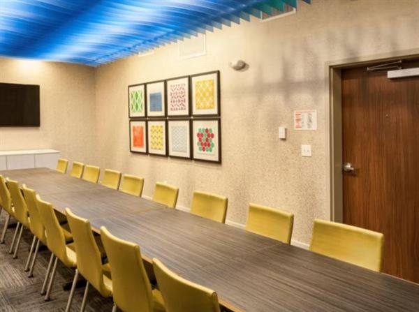 Holiday Inn Express Dodge City