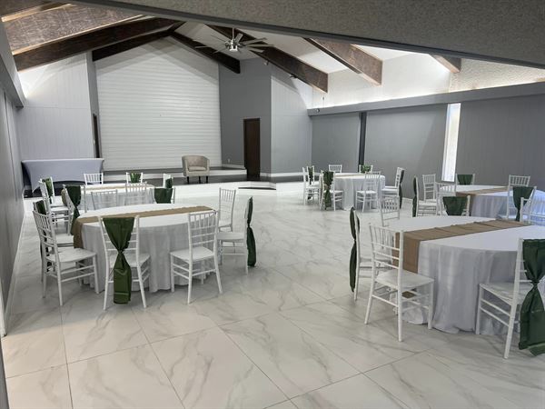 Bella Luna of Millcreek