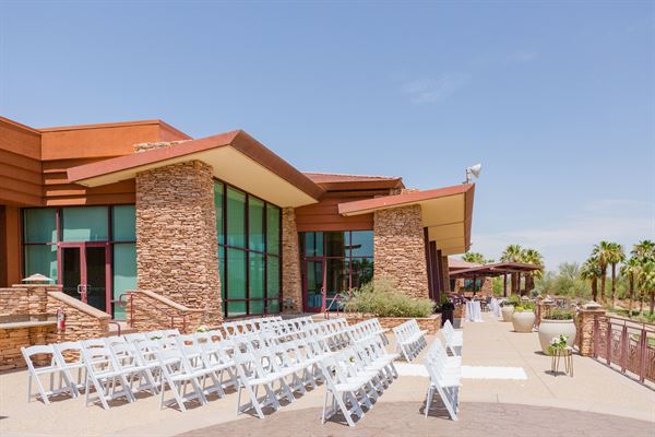 Desert Willow Golf Resort