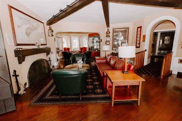 Royal Nova Scotia Yacht Squadron/Saraguay House