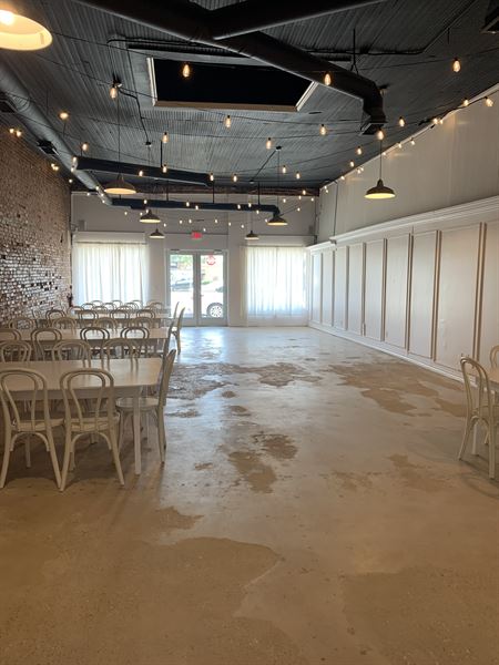 The Galiston on Main