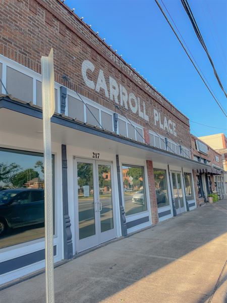 The Galiston on Main