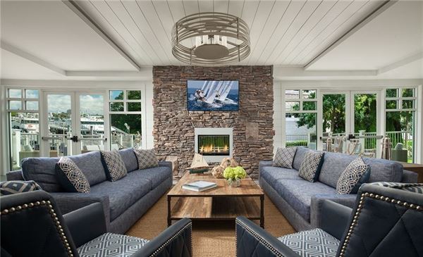 Hyannis Harbor Hotel