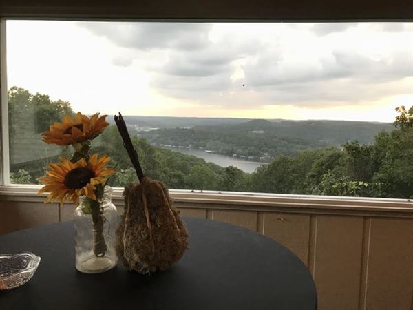 Thunder Mountain Park Event Center