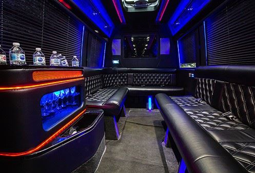 6Party Bus Toronto