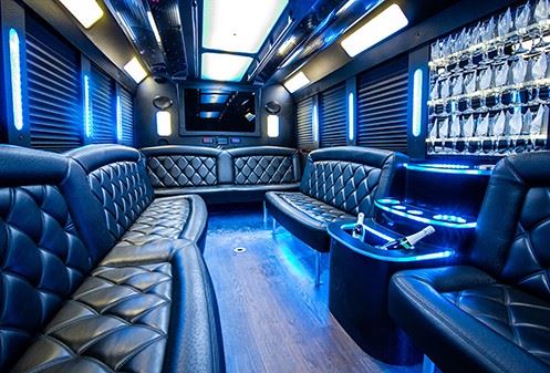 6Party Bus Toronto