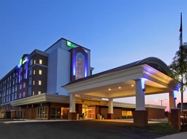 Holiday Inn Express Augusta Downtown