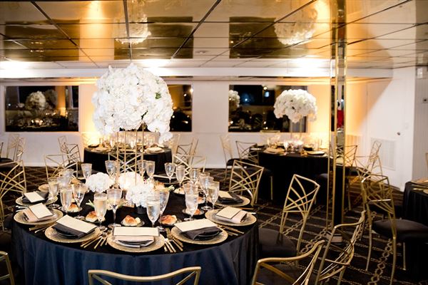 FantaSea Yachts & Yacht Club