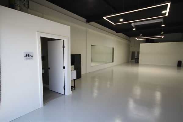 THE LOFT - Long Beach