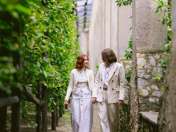 Moon Rising Photography