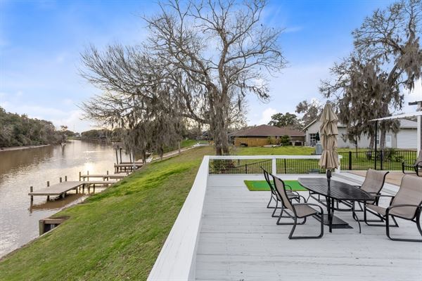 San Bernard River House