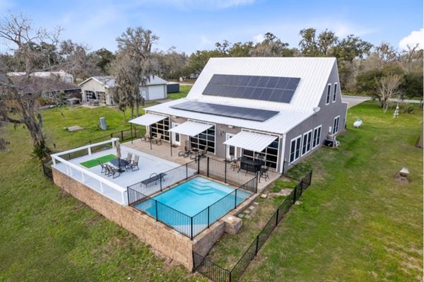 San Bernard River House