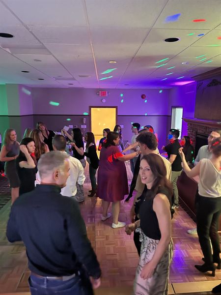 POLAR SOUND BILINGUAL DJ SERVICES - Belleville