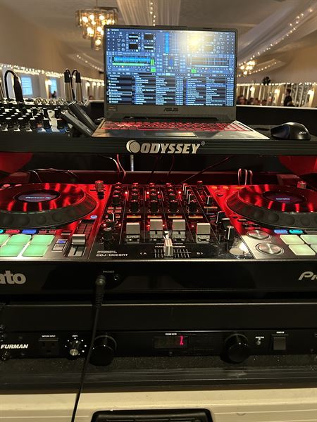 POLAR SOUND BILINGUAL DJ SERVICES - Belleville