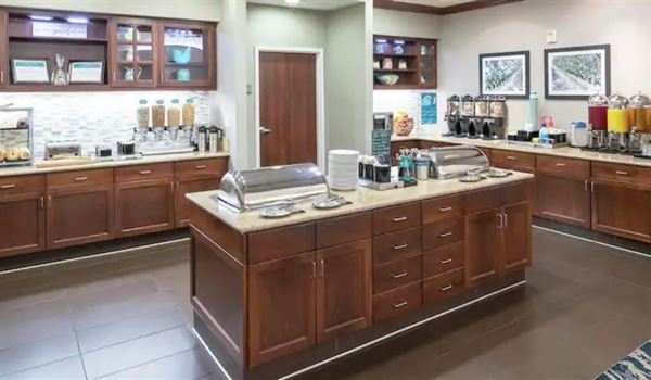 Homewood Suites by Hilton Fresno Airport/Clovis, CA