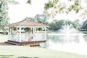 Swan Gazebo