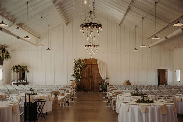 Farmhouse Texas Weddings