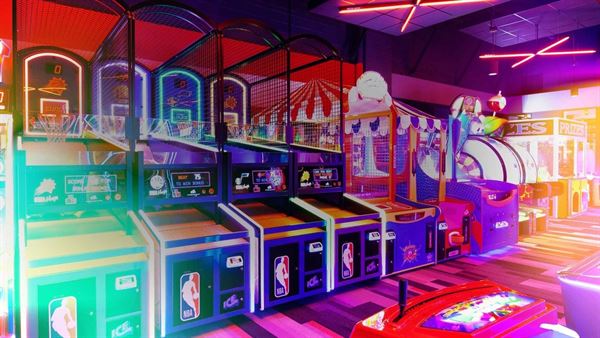 Bowlero Mount Prospect