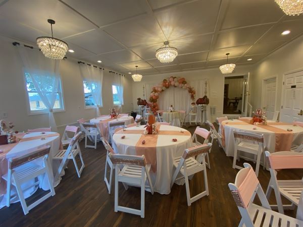 Magnolia Manor Venue, Farm, and Inn