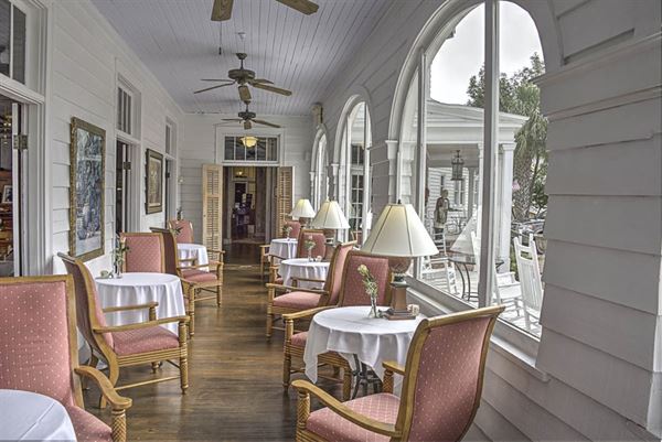 Putnam Lodge & RV Resort