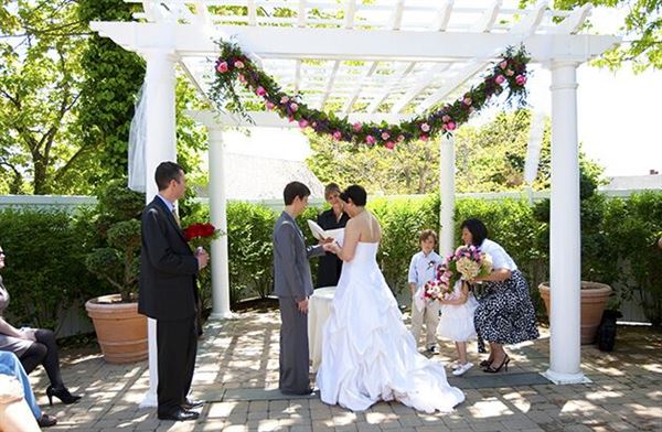 Crowne Pointe Historic Inn & Spa