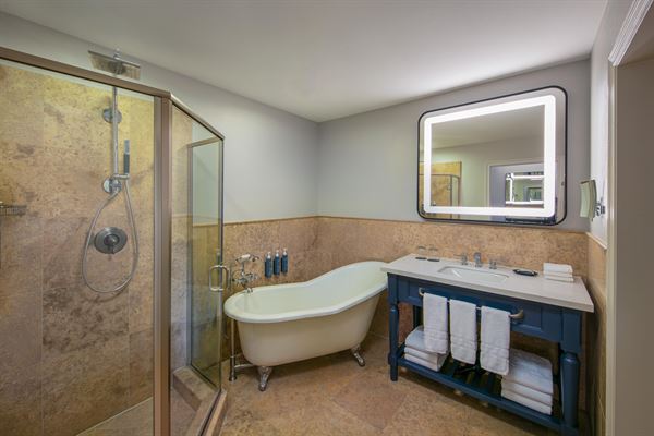 The Westin Sacramento Riverfront Hotel & Spa