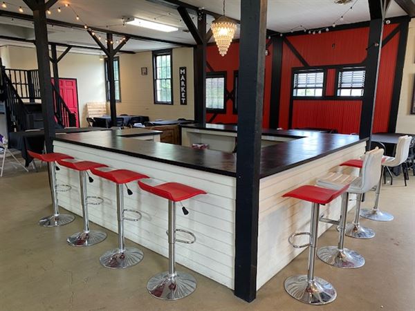 Reindollar Carriage House