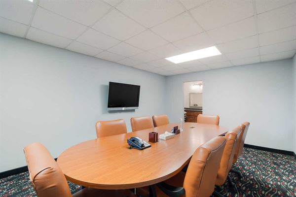 Quality Inn  & Suites Statesboro, GA